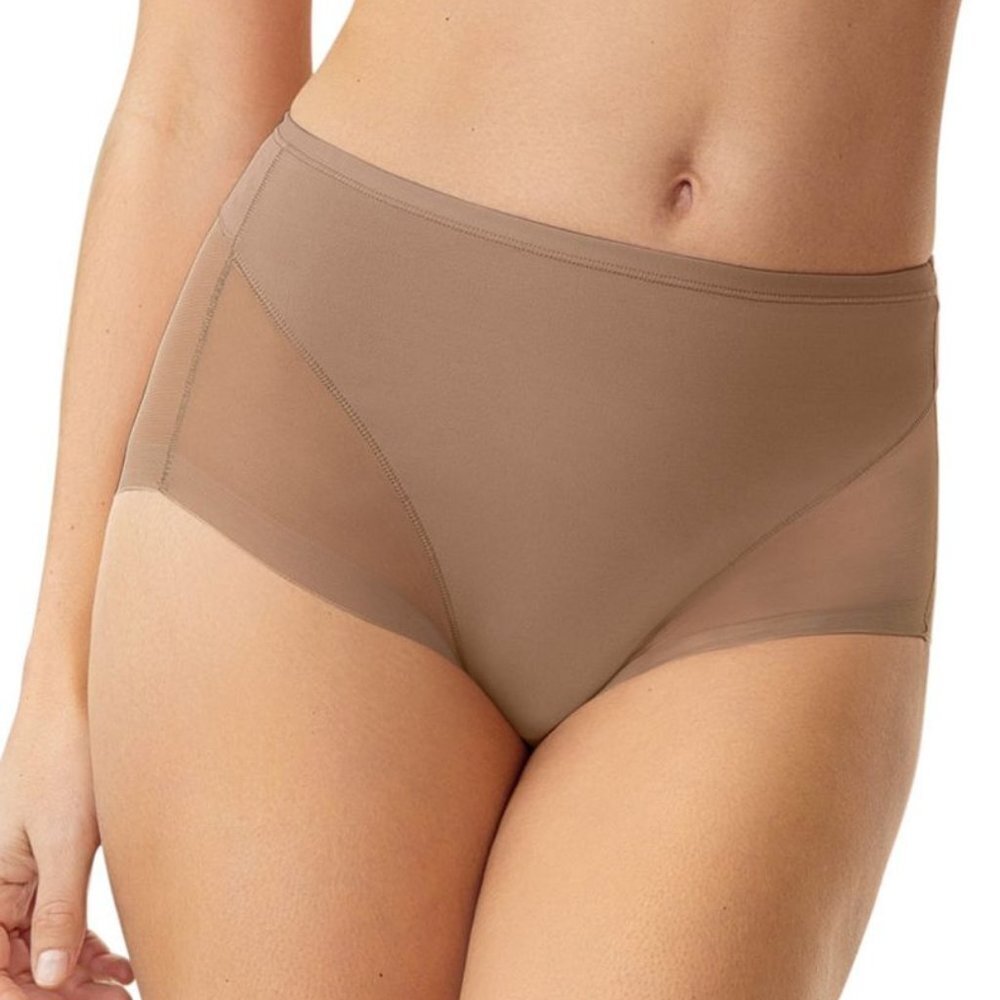 NWT  Leonisa Truly Invisible Comfy Panty Shaper Tan